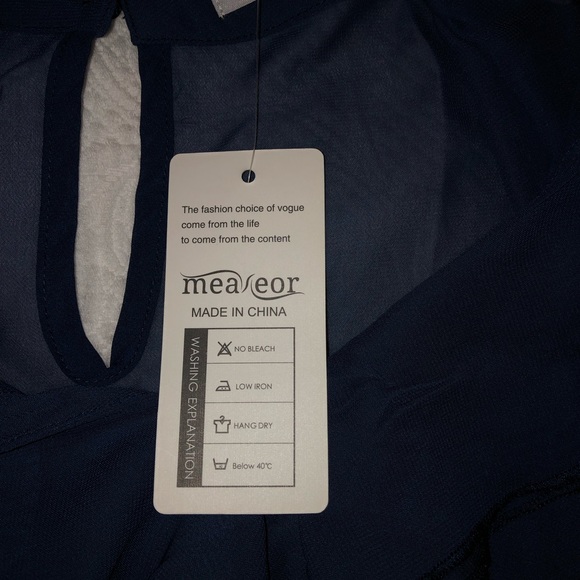 NWT Navy tank-ruffle collar, Large. Shear. - Picture 3 of 5